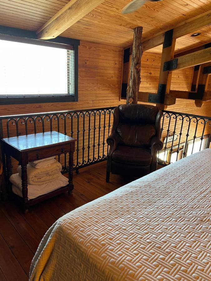 Hideout On The Horseshoe Canyon Lake Extérieur photo